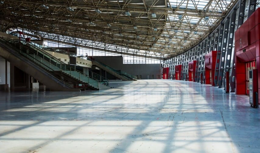 Ventaja de la limpieza en las naves industriales